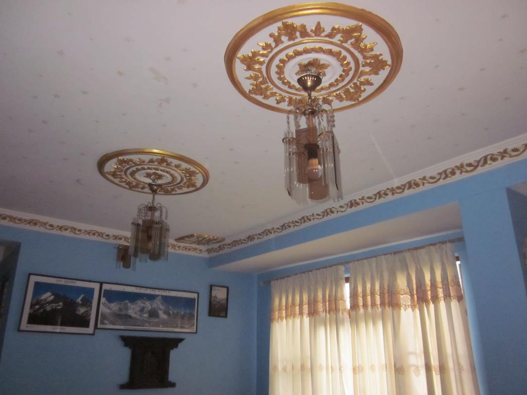 Hotel Api Kathmandu Buitenkant foto