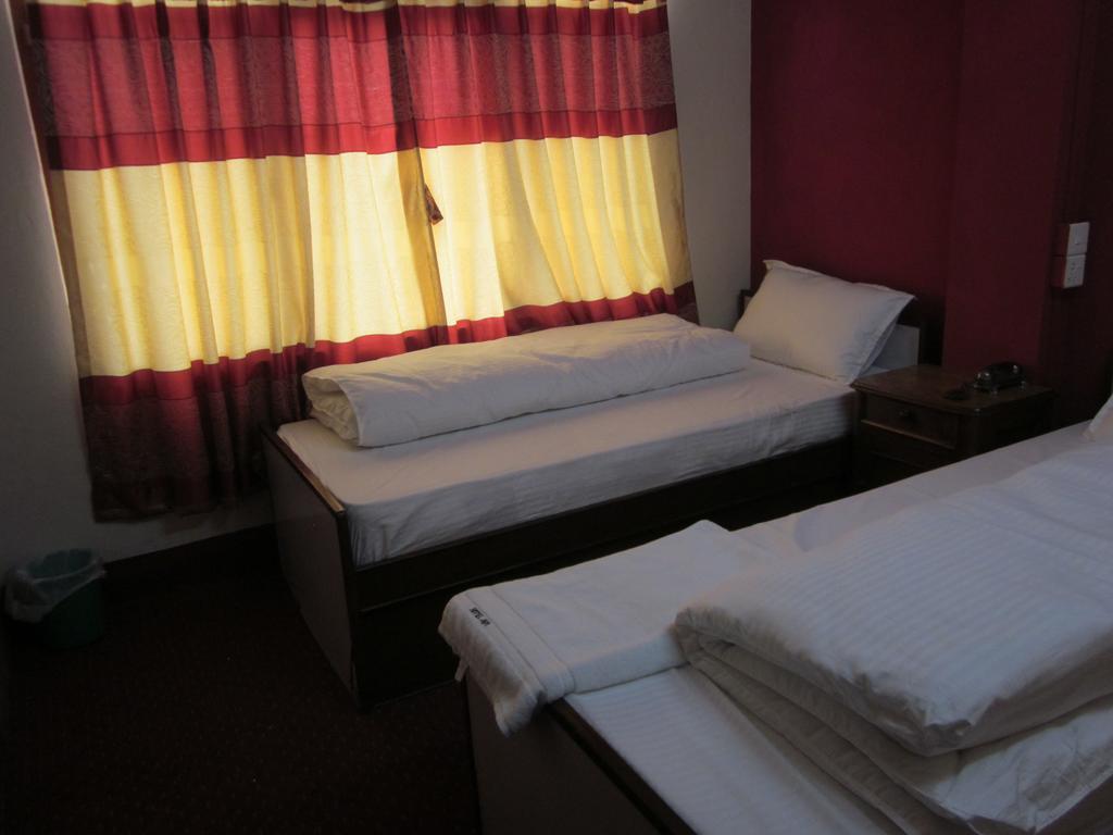 Hotel Api Kathmandu Buitenkant foto